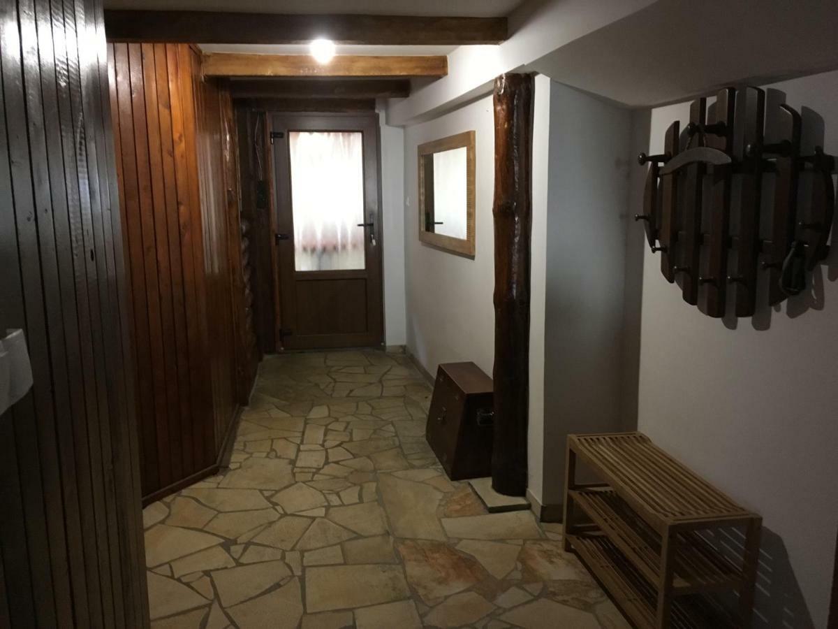 Balatonkenesei Nadfedeles Lovas Vendeghaz Villa Exterior photo